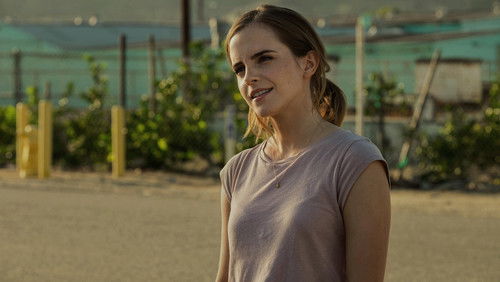 The Circle - Vòng Xoay Ảo - Hình 2